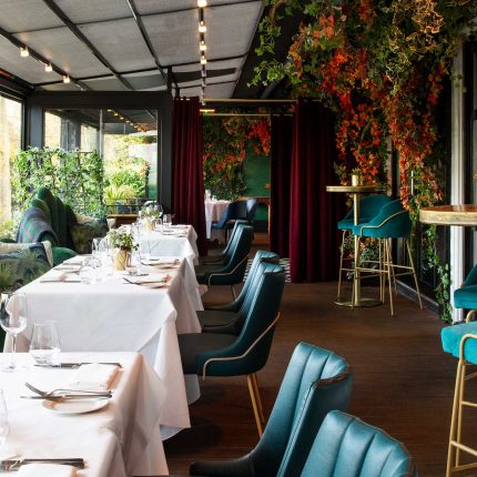 Outdoor dining in Kent restaurant brasserie cocktail bar terrace orpington bromley Petts wood Locksbottom